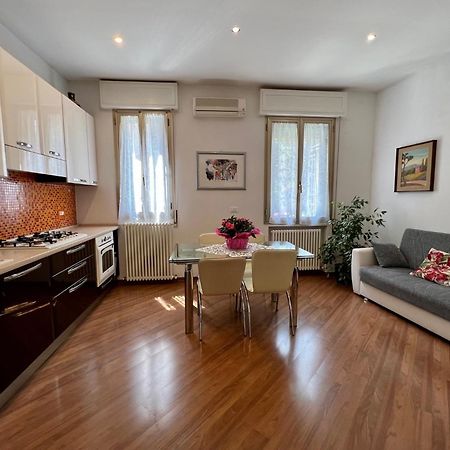 Charming Apartment Near Saragozza Bologna Esterno foto